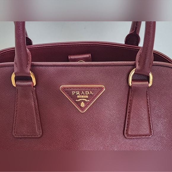 BIN046.4 Prada Open Promenade Bag Saffiano Leather Burgundy - Picture 1 of 14
